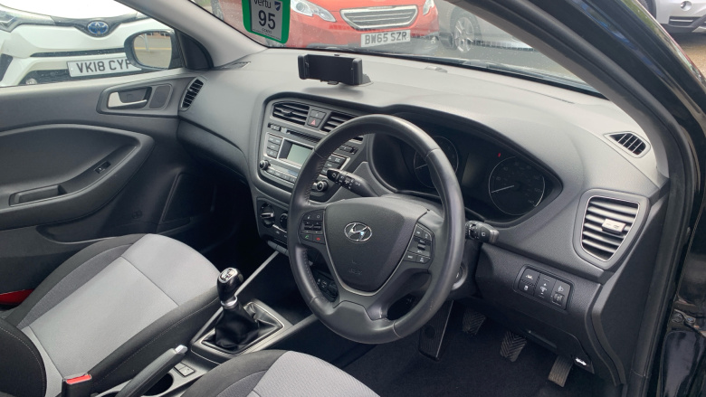 Hyundai i20 1.2 SE 5dr Petrol Hatchback